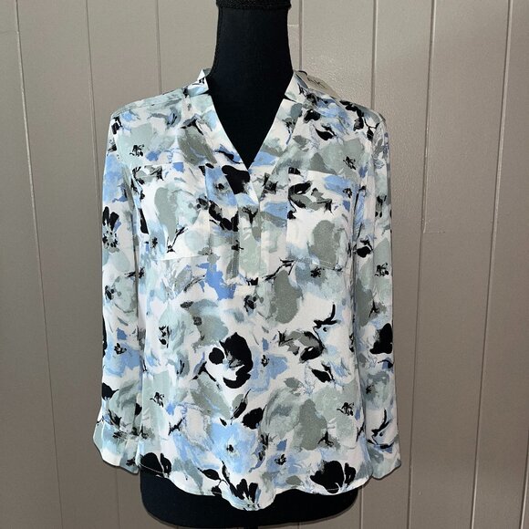 Anne Klein Tops - NWT - Anne Klein Long Sleeve Floral V-Neck Blouse – PXS (Petite XS)